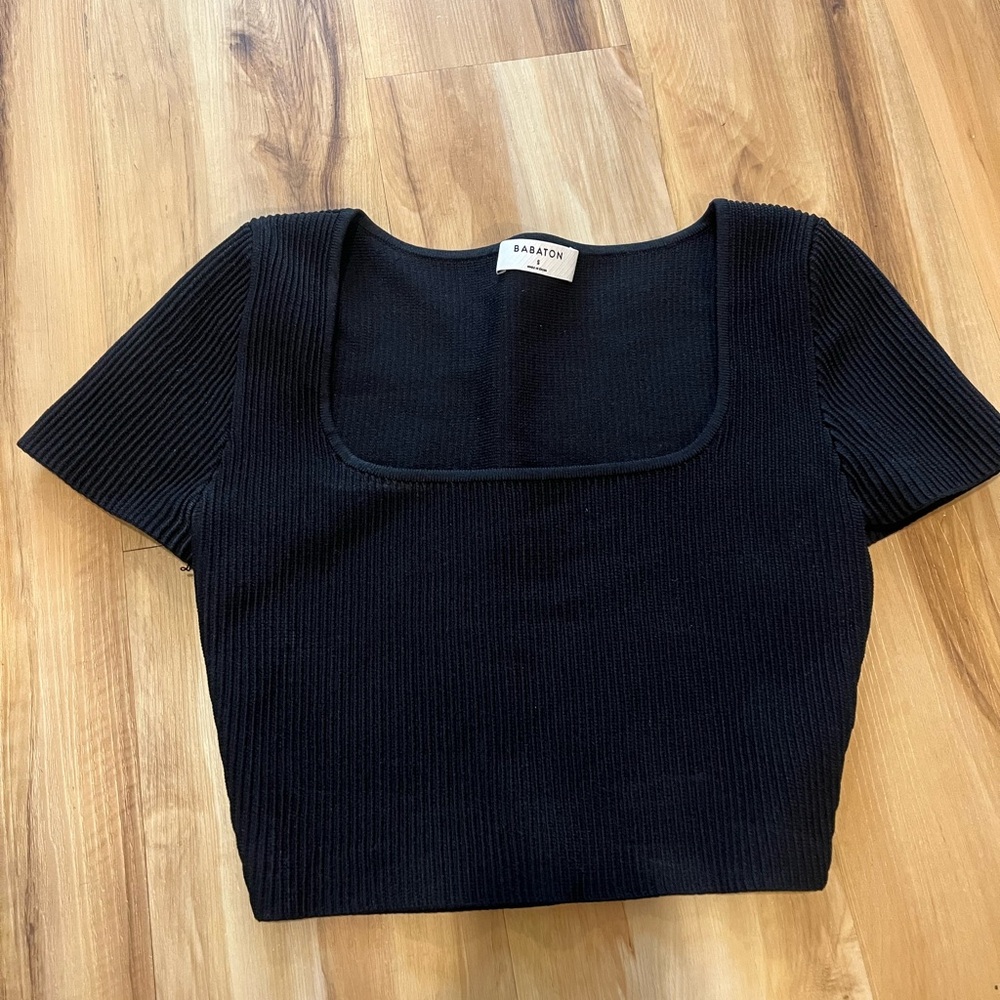 Aritzia babaton cropped square neck